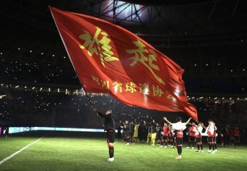 kaiyun-时隔17年“川渝德比”重回中超舞台 蓉城主帅：“我了解这场比赛的重要性”